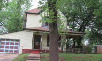206 E Mansur Ave, Guthrie, OK 73044 