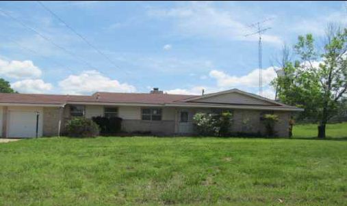 721 E 6th St, Weleetka, OK 74880 