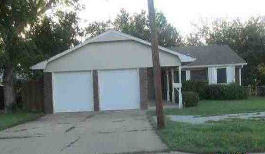 1112 Sunset Dr, Ardmore, OK 73401 