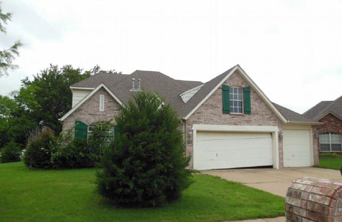 1812 S Dogwood Place, Broken Arrow, OK 74012 