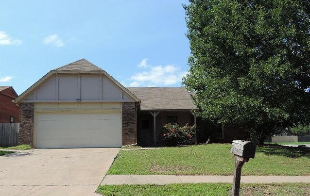 1300 W Gulfport Pl, Broken Arrow, OK 74011 