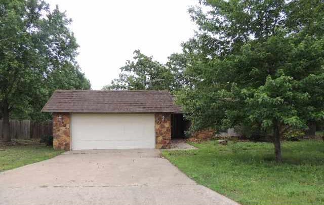 2218 Northwood Dr, Seminole, OK 74868 