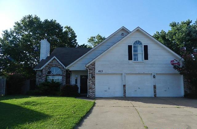613 S Nyssa Ave, Broken Arrow, OK 74012 