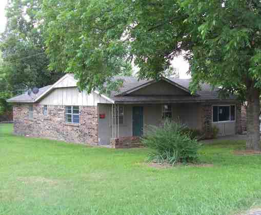 308 W Hasting Ave, Sallisaw, OK 74955 