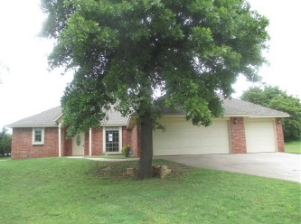 4325 Racoon Creek, Guthrie, OK 73044 