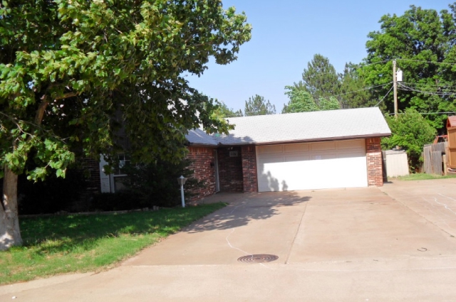 116 Mockingbird Ln, Elk City, OK 73644 