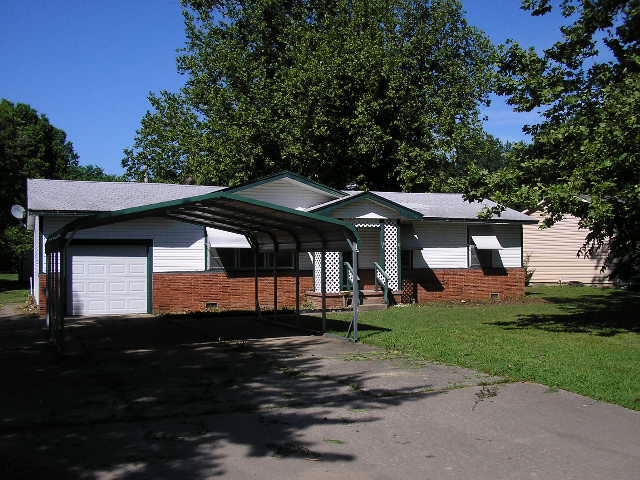 51 Bryan St, Pryor, OK 74361 