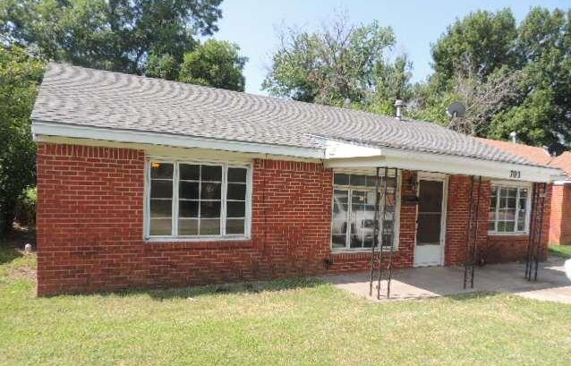 703 W Wood St, Shawnee, OK 74801 