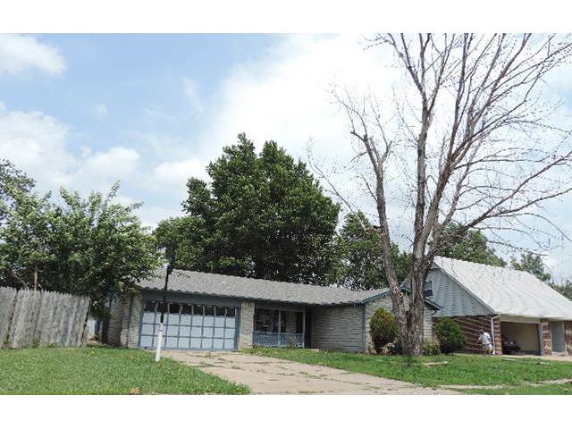11407 E 37th Pl, Tulsa, OK 74146 