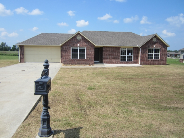 18910 S Canyon Creek Rd, Claremore, OK 74017 