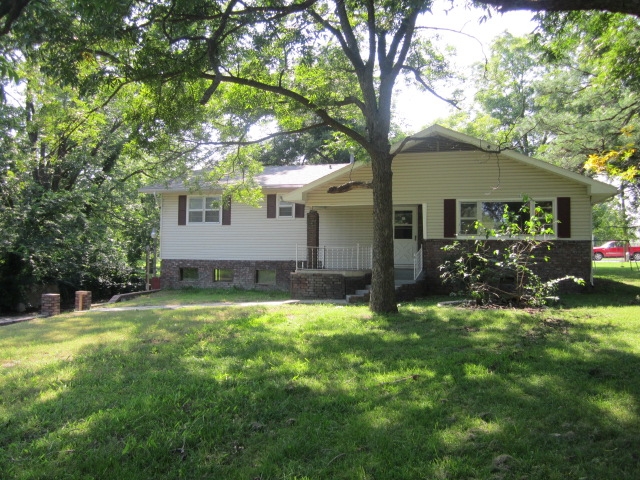 710 E 6th St, Commerce, OK 74339 