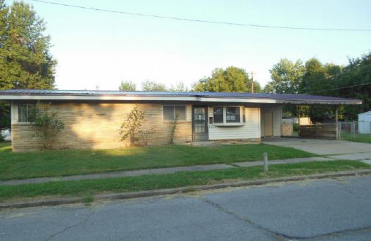 909 S 29th St, Muskogee, OK 74401 