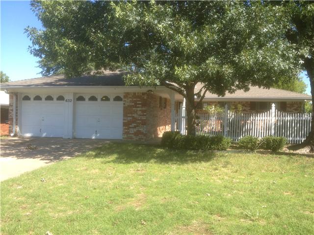 652 SE Elmhurst Ave, Bartlesville, OK 74006 