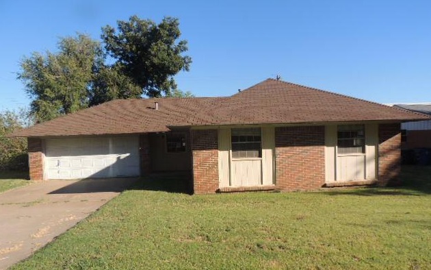 17 Morrow Dr, Chickasha, OK 73018 