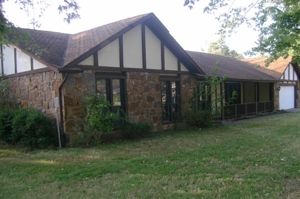 602 S Powell Ave, Wagoner, OK 74467 