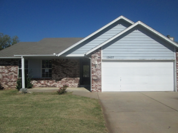 12427 E 35th St, Tulsa, OK 74146 