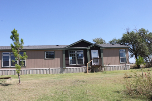 918 N Myers Rd, Apache, OK 73006 