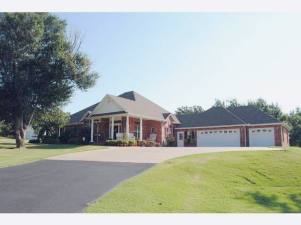 308 S Macarthur Ave, Blanchard, OK 73010 