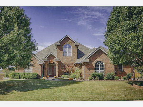 1806 Henson Ct, Shawnee, OK 74804 