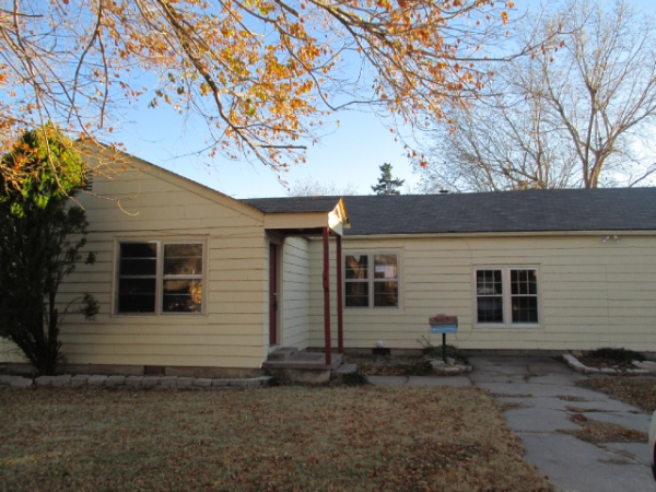 5820 NW 58th St, Warr Acres, OK 73122 