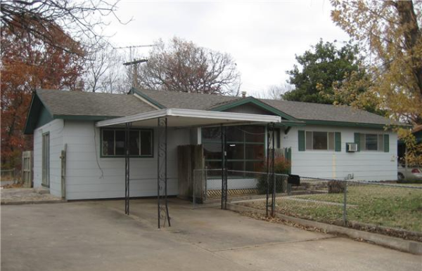 917 W 5th St, Pawhuska, OK 74056 