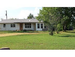 Rt 2 Box 7360, Porum, OK 74455 