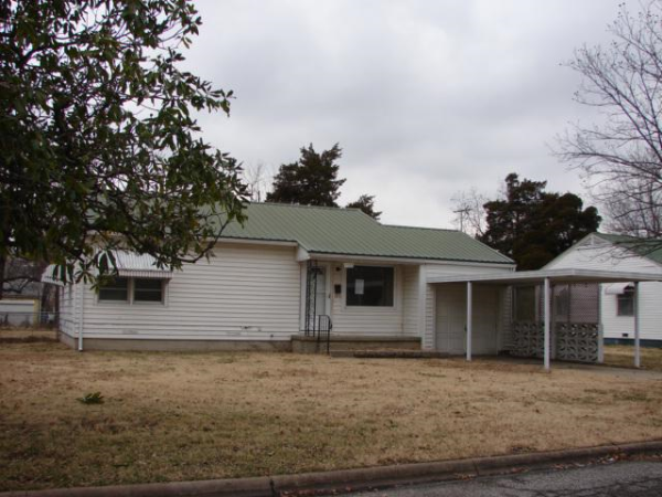1107 L St NW, Miami, OK 74354 