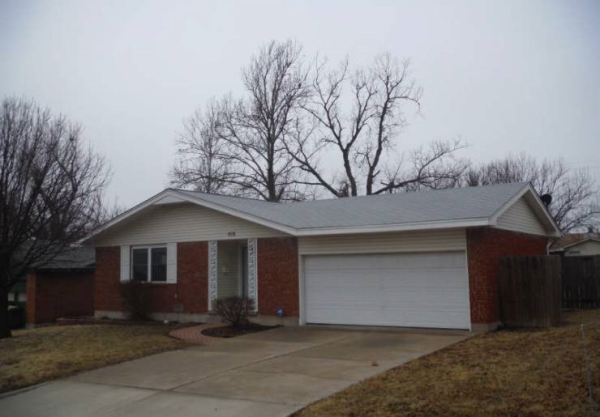 416 NW 69th St, Lawton, OK 73505 