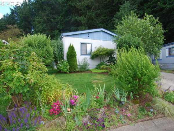 16000 SE Powell Blvd. #26, Portland, OR 97236 