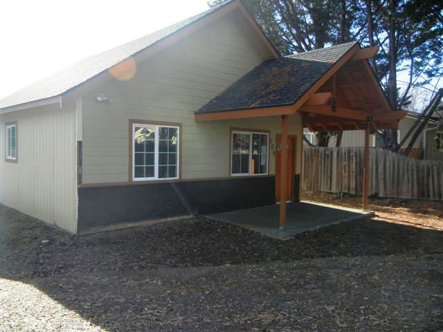 509 Linn Rd, Eagle Point, OR 97524 