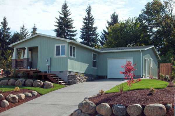 913 N Adams, Lafayette, OR 97127 