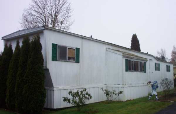 1999 Jansen Way, Space 25, Woodburn, OR 97071 