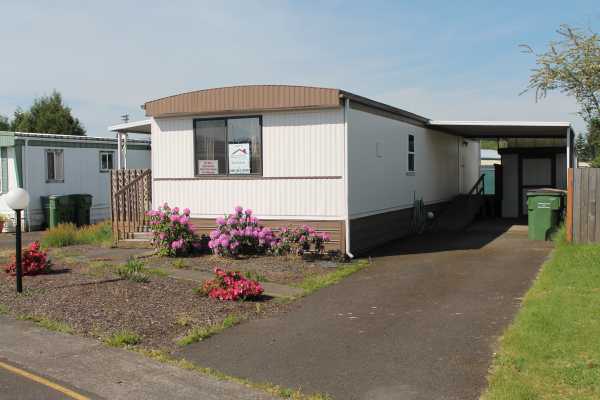 2902 E 2nd ST #13, Newberg, OR 97132 