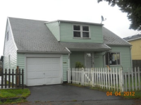 7305 SE Claybourne Street, Portland, OR 97206 