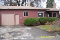 714 Pennsylvania Ave, Medford, OR 97501 