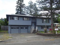 17700 SE Emerald Dr, Milwaukie, OR 97267 