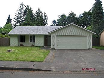 395 NW Merle Dr, Hillsboro, OR 97124 