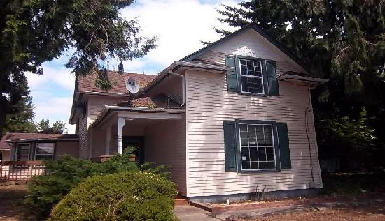 245 Sw Monroe St, Sheridan, OR 97378 