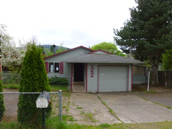 10404 SE Harold Street, Portland, OR 97266 