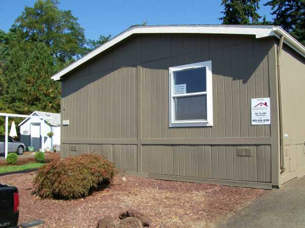 10400 SE Cook CT SPC 150, Milwaukie, OR 97222 