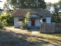 9907 N Clarendon Av, Portland, OR 97203 