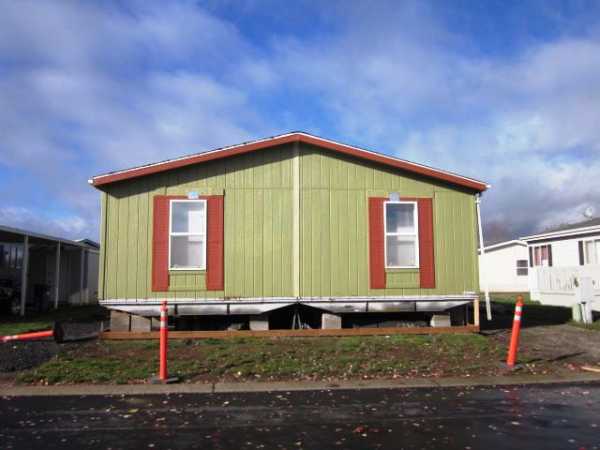 5195 Copper Creek Loop Space 154, Salem, OR 97305 