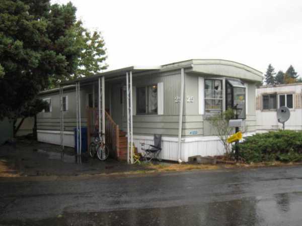 13045 SE Stark #25, Portland, OR 97266 