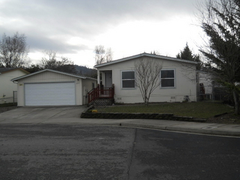 2137 Nick Way, Grants Pass, OR 97527 