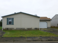 1276 Comstock Way, Woodburn, OR 97071 