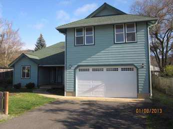 1141 NE 9th Street, Grants Pass, OR 97526 
