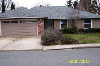 858 Forest Glen Drive, Central Point, OR 97502 