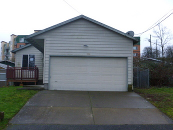 8316 NE Schuyler Street, Portland, OR 97220 