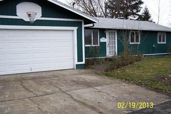 1530 Corona Ave, Medford, OR 97504 