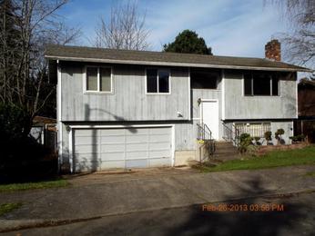 2105 SW 19th St, Gresham, OR 97080 